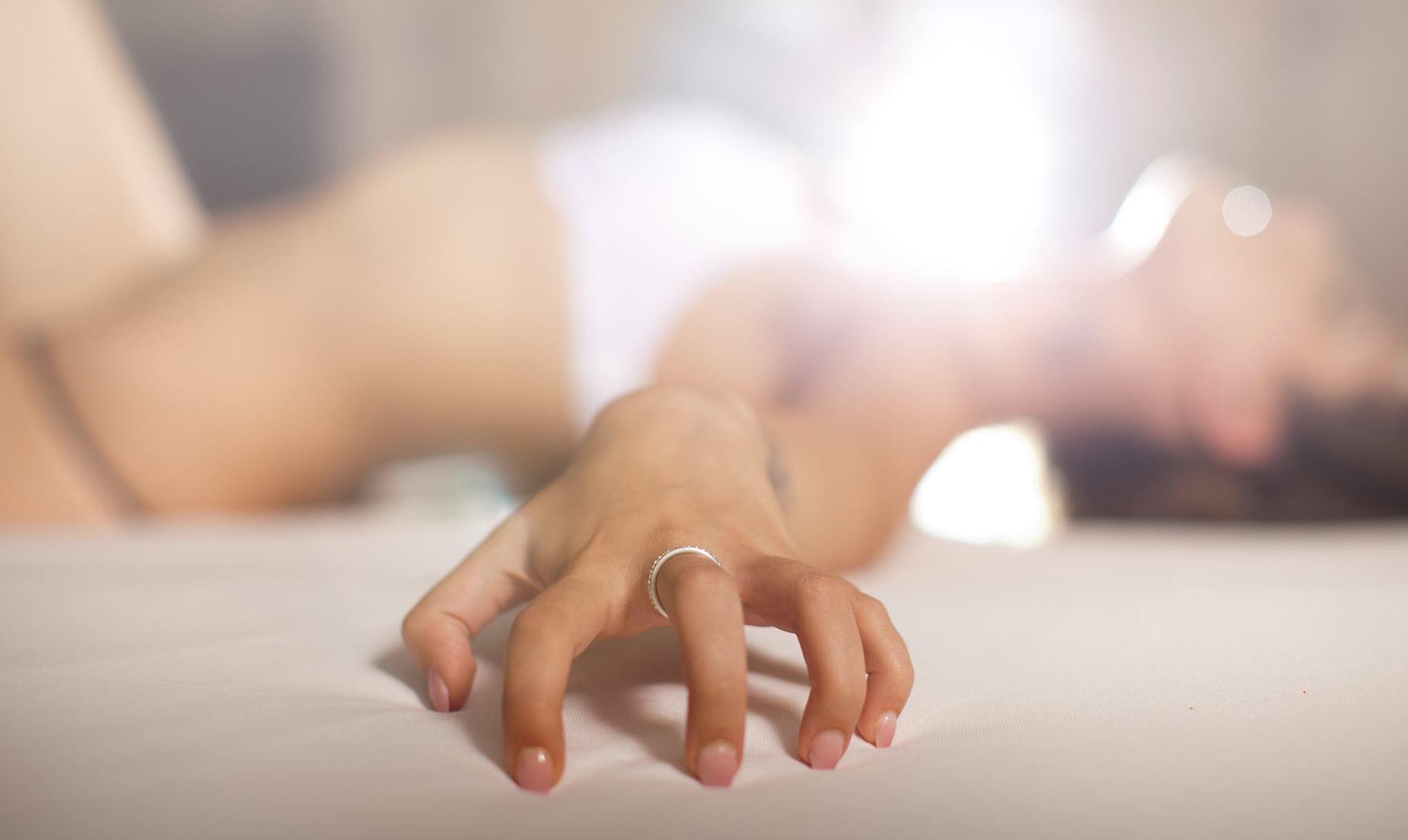massage yoni dat khoai cam tuc thi